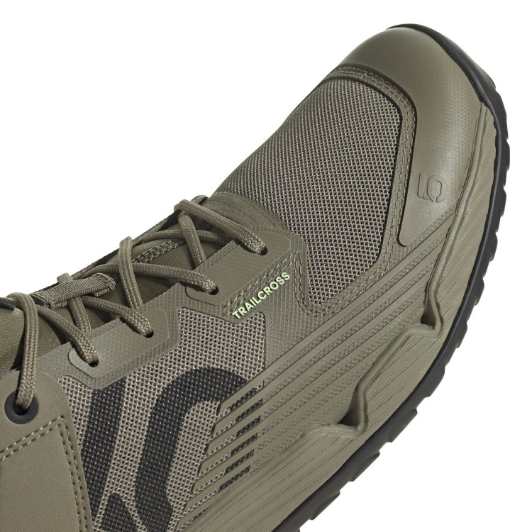Botas Trailcross Xt Orbit Green/Carbon/Pulse...