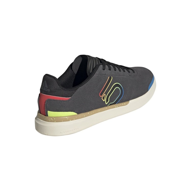 Zapatillas SLeuth Dlx Core Black/Carbon/Wonder...