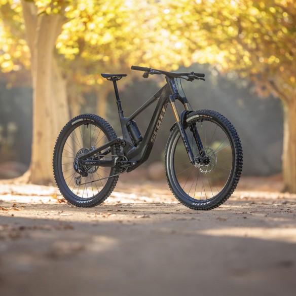 Bicicleta SCOTT Voltage eRide 900 SL 2025