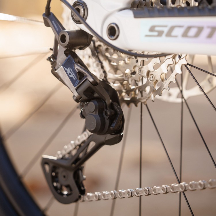 Bicicleta SCOTT Contessa Voltage eRide 900 2025