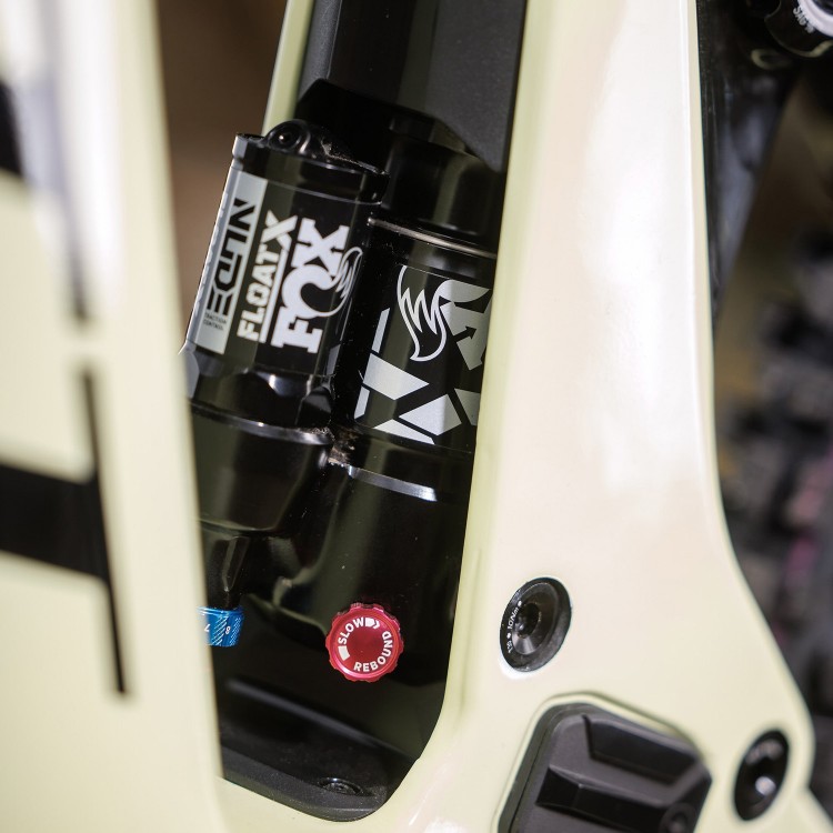 Bicicleta SCOTT Patron St 900 RC Luminary...