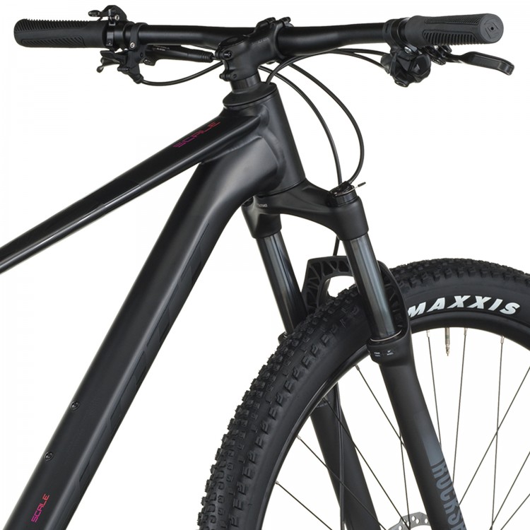 Bicicleta SCOTT SCALE 930 2026