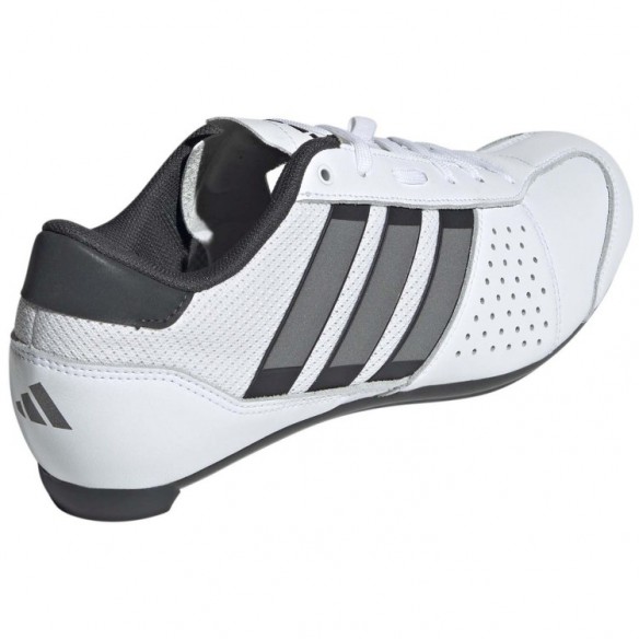 Zapatillas LACES ROAD adidas