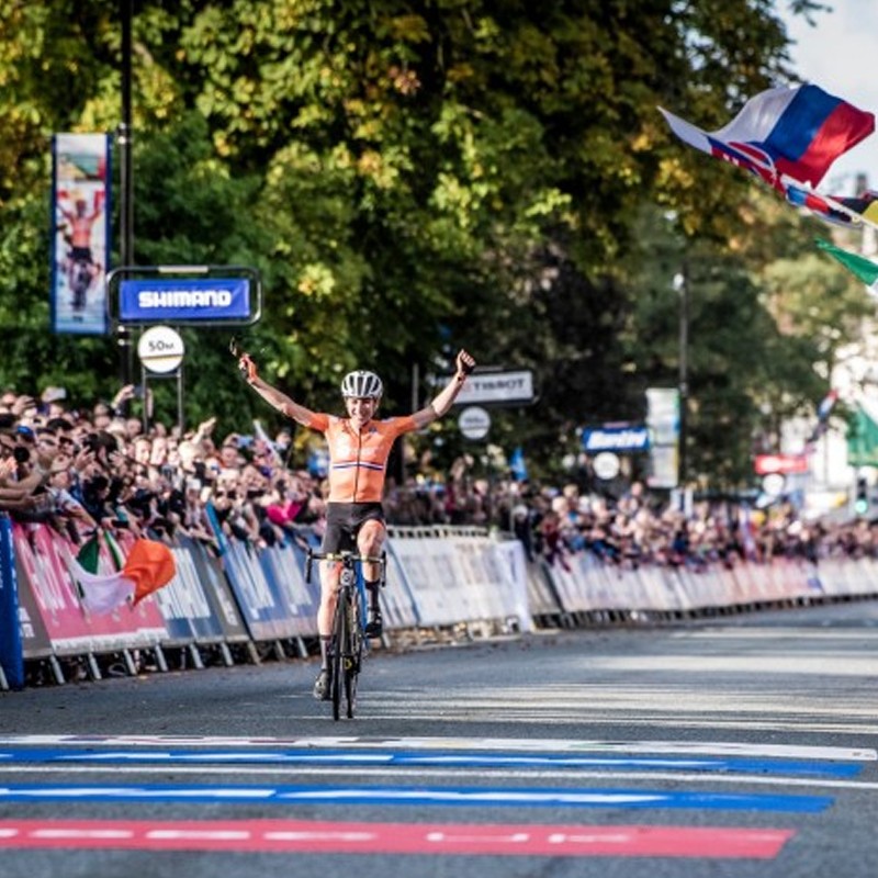 ¡Gran fin de semana en los Mundiales de carretera para SCOTT!